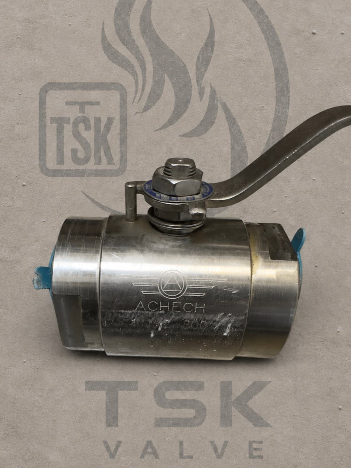 ACHECH 1-1/2 inch Class 800 F316 npt ball valve
